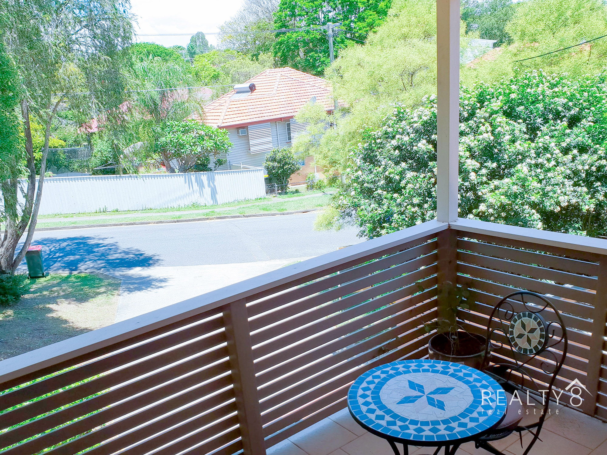 Modern 3 Bedroom Townhouse - Great Location