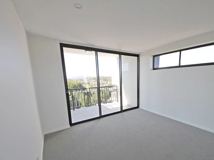 Modern 2 bedroom Executive Apartment - Upper Mount Gravatt