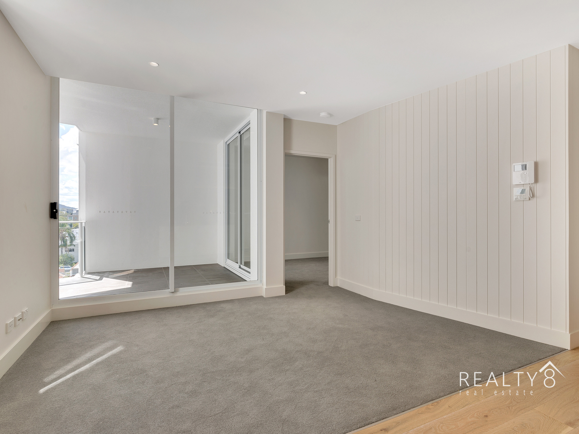 Executive Apartment in West End