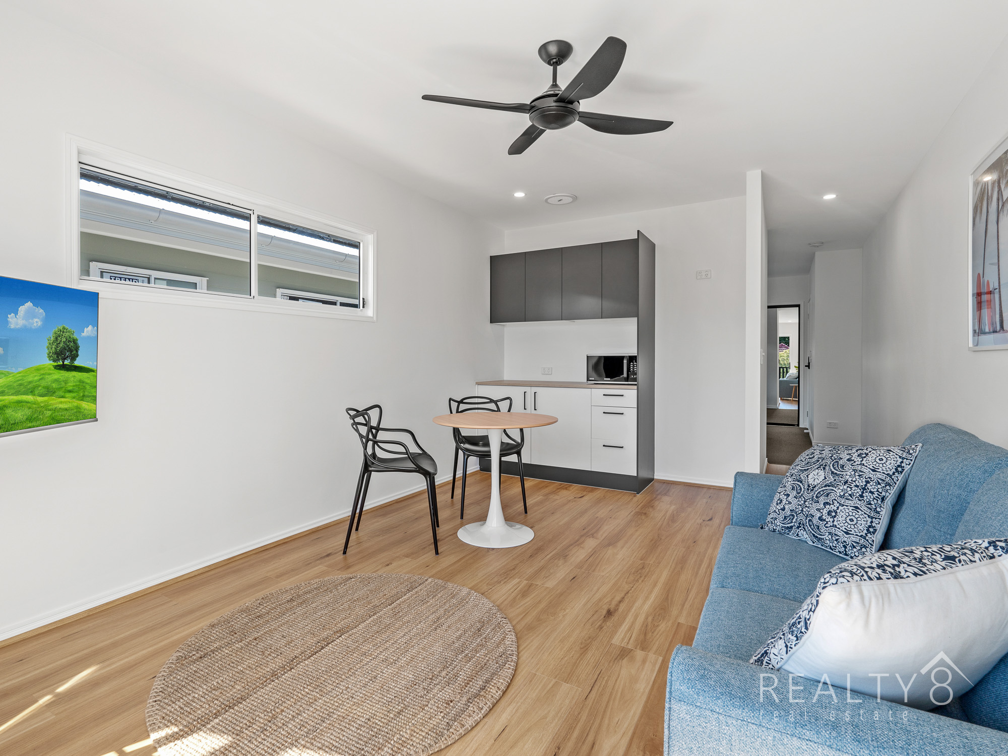Fully Furnished Micro Apartment in Mitchelton + ALL Utilities.