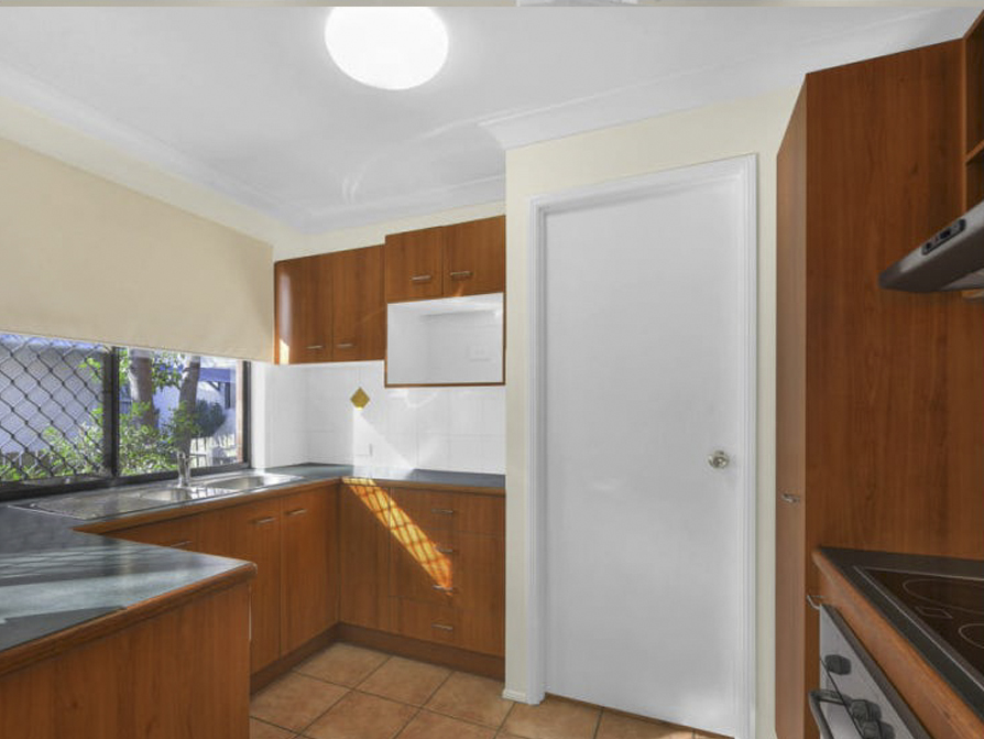 Spacious 2 bedroom Townhouse