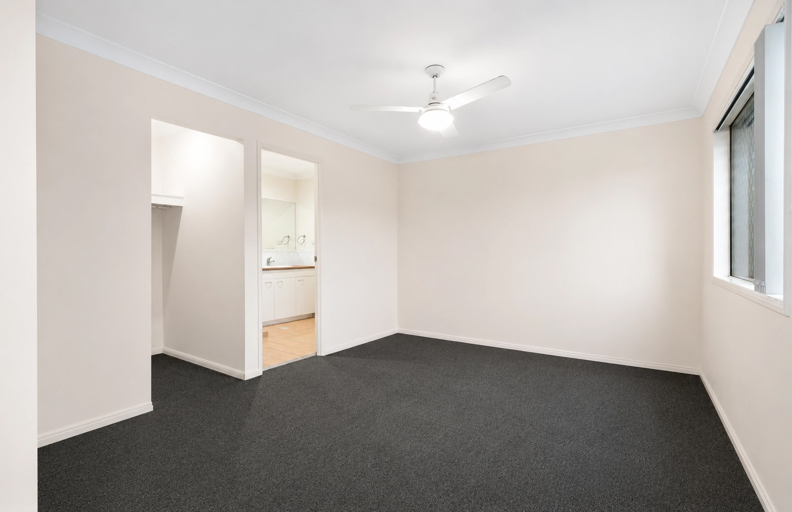 Spacious Family Home in Quiet & Convenient Underwood Location