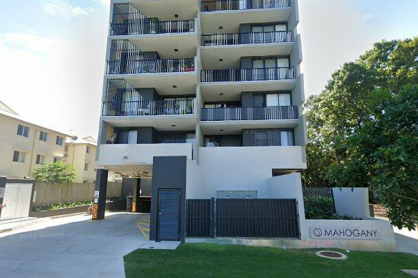 Modern 2 bedroom Executive Apartment - Upper Mount Gravatt