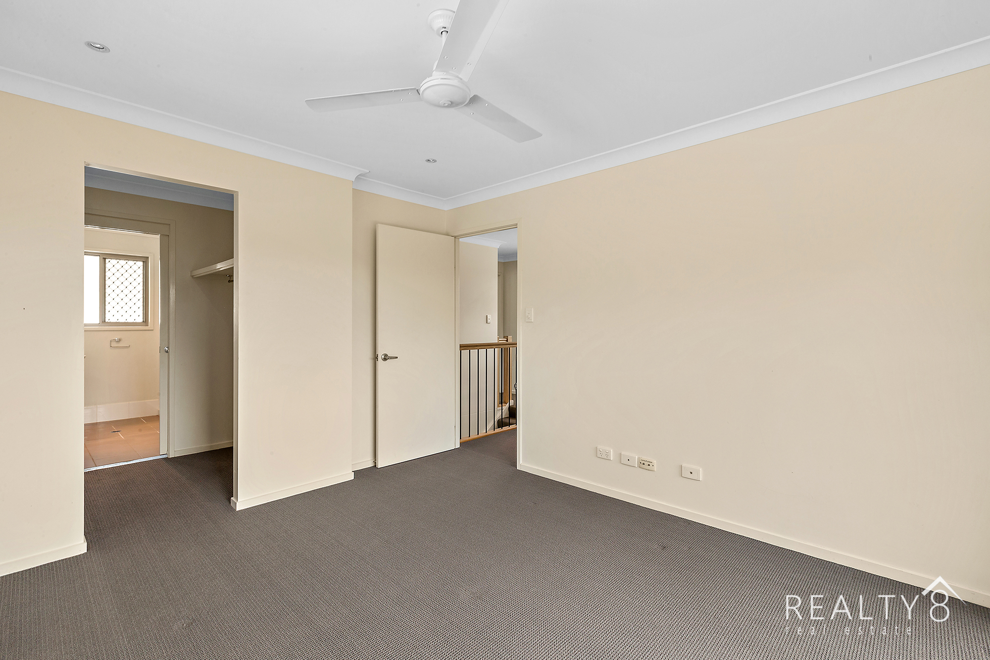 Modern 2 Storey Home in Quiet Street - Close to Esplanade