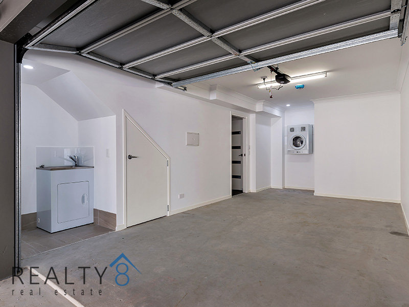 Executive Style Living - in the heart of Cannon Hill