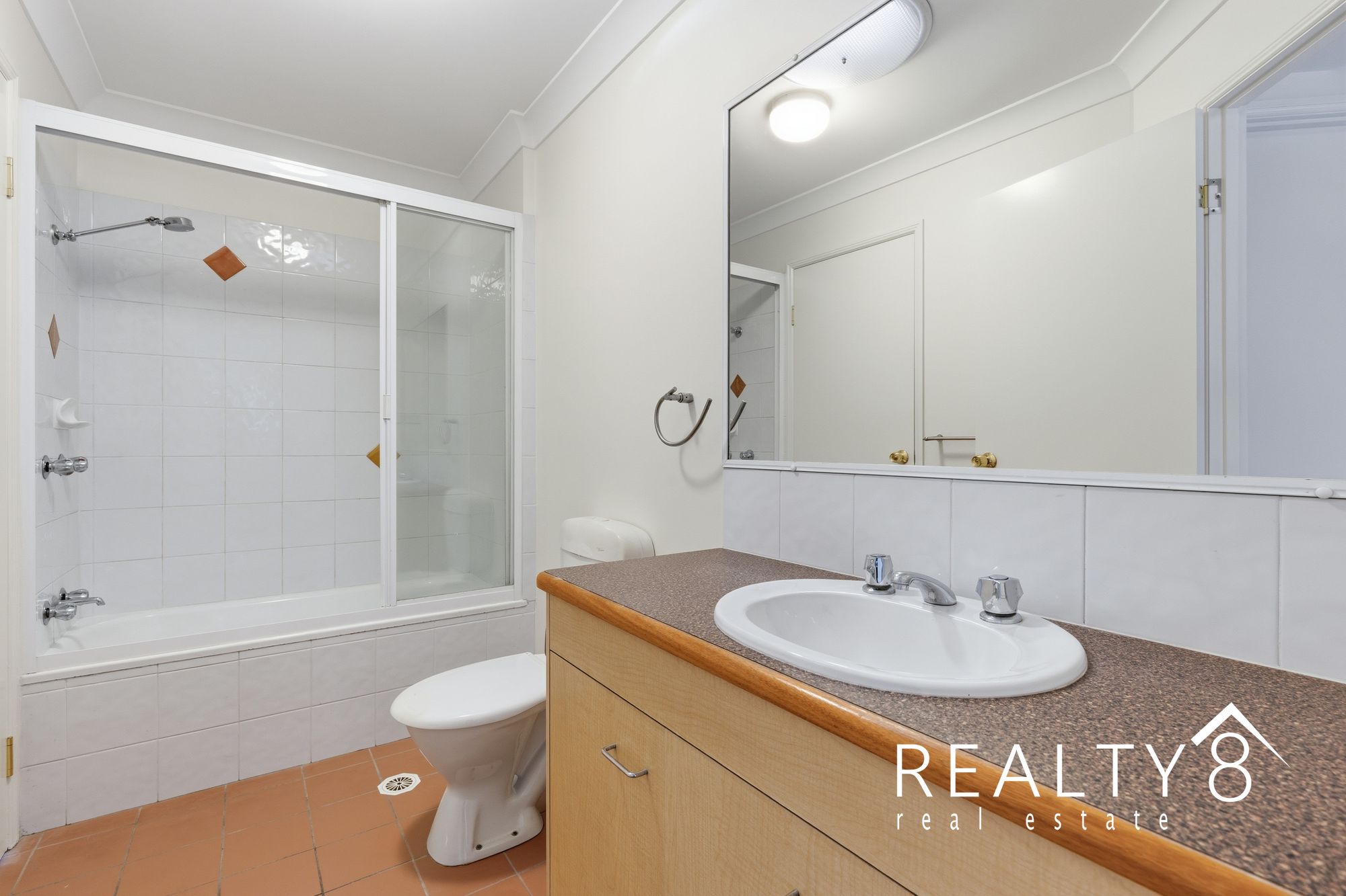Spacious 2 bedroom Townhouse
