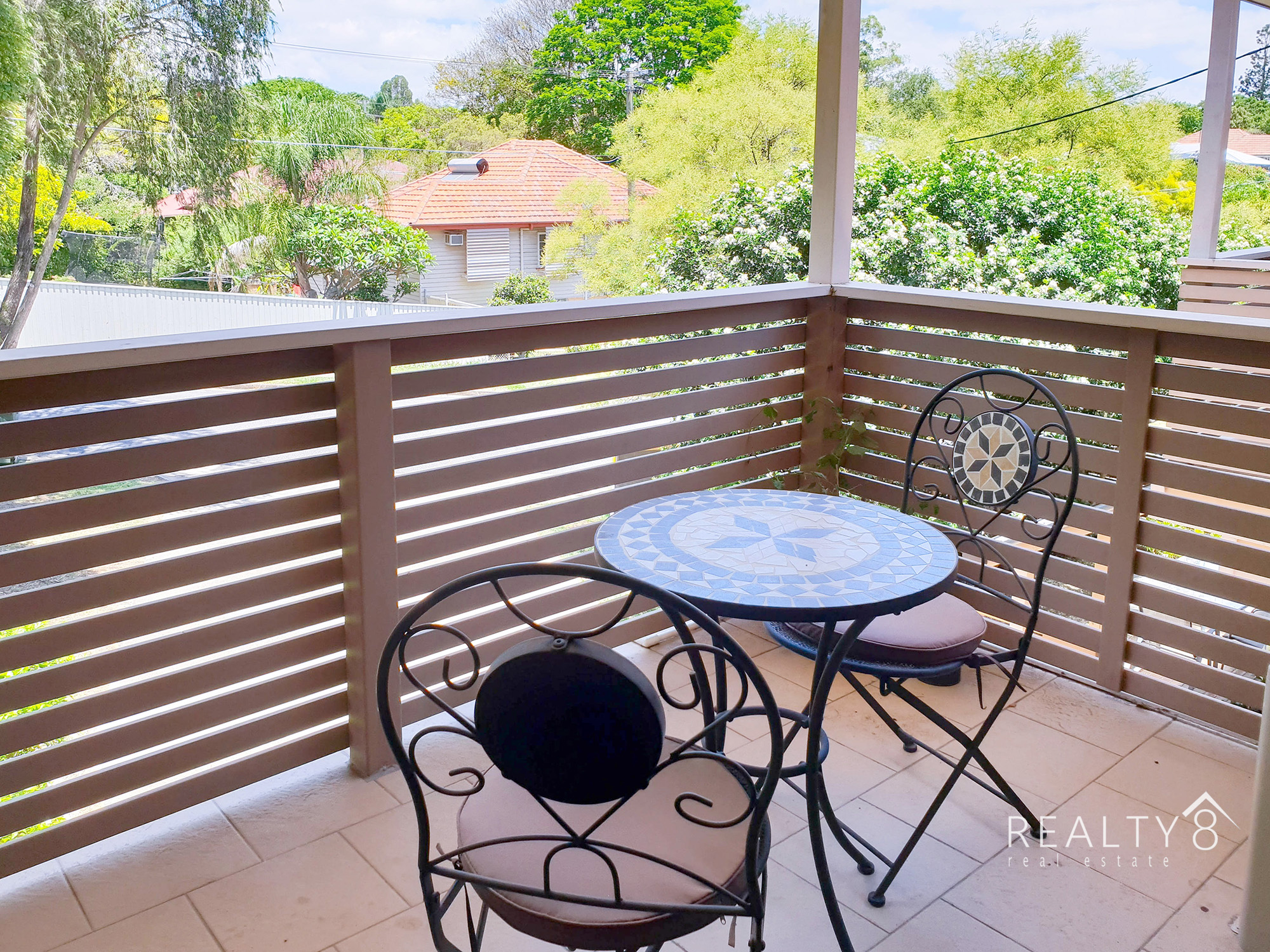 Modern 3 Bedroom Townhouse - Great Location