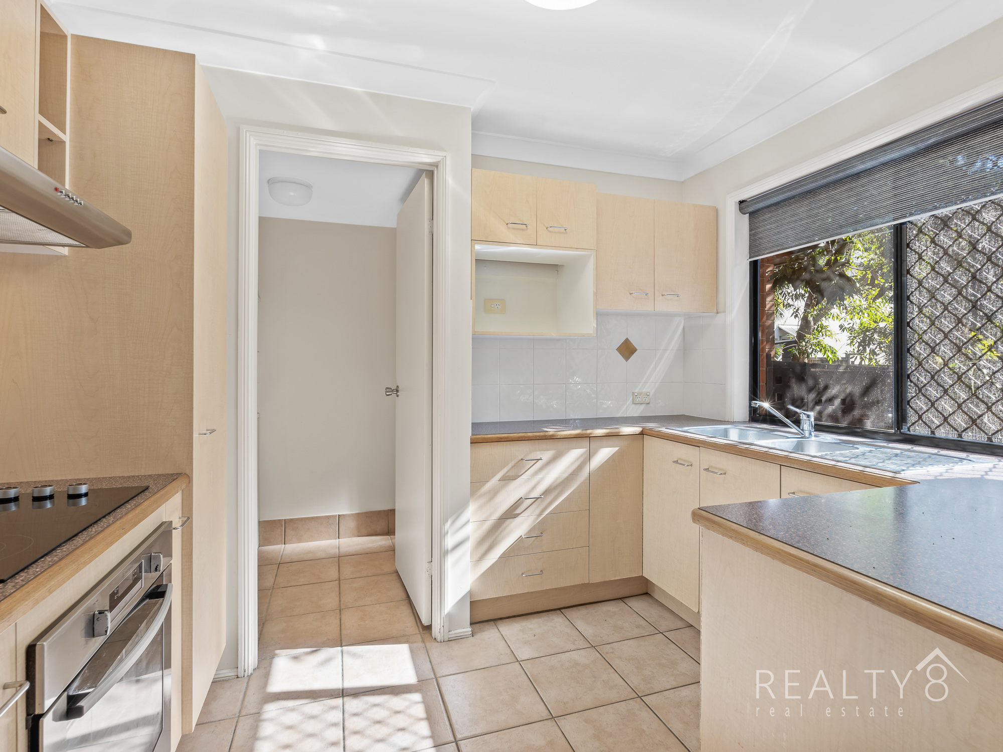 Spacious 2 bedroom Townhouse