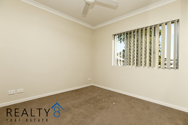 Modern 2 Bedroom Apartment - So close to everything!