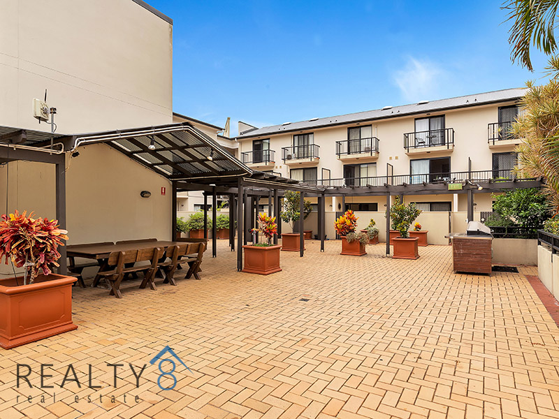 Stylish Apartment in the Heart of Spring Hill