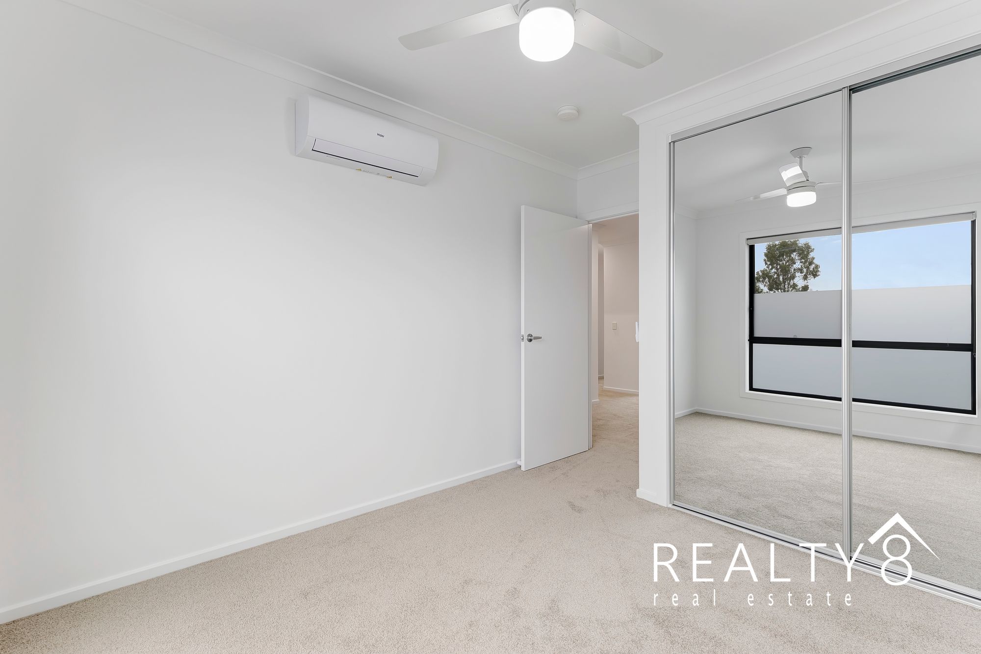 Modern Comfort and Convenient Living in Rochedale - Mansfield State High Catchment