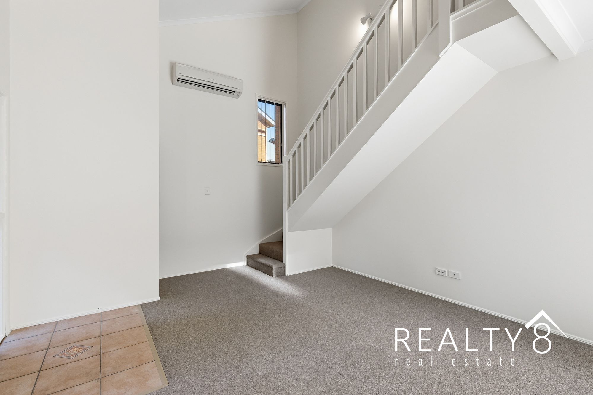 Spacious 2 bedroom Townhouse