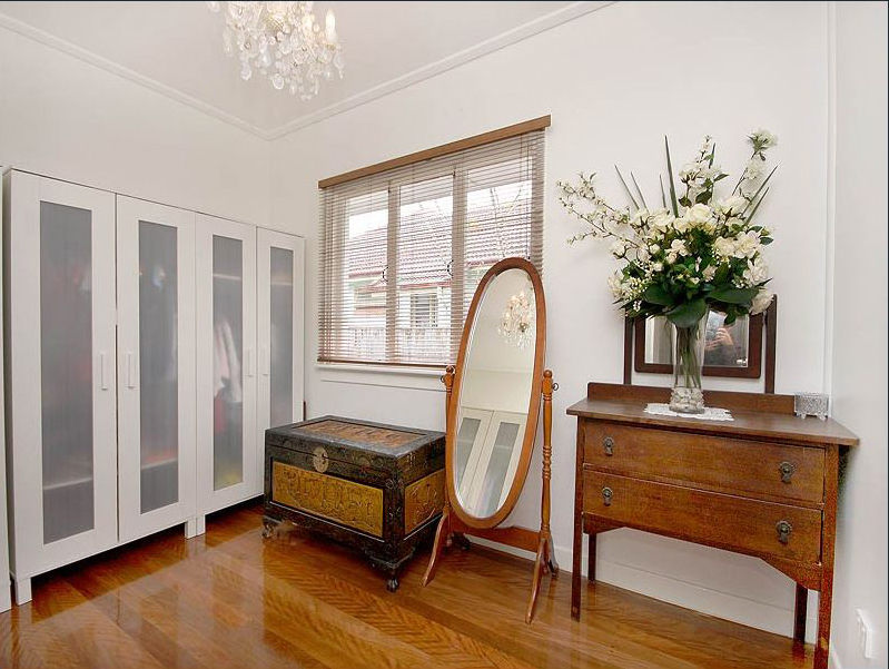 Gorgeous 3 bedroom home - polished timber floors throughout