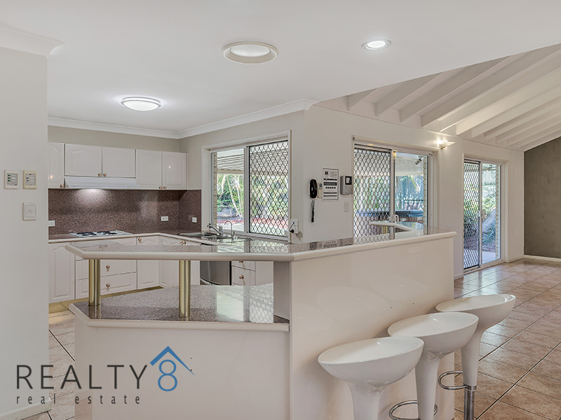 Huge Entertainer Home - Great location