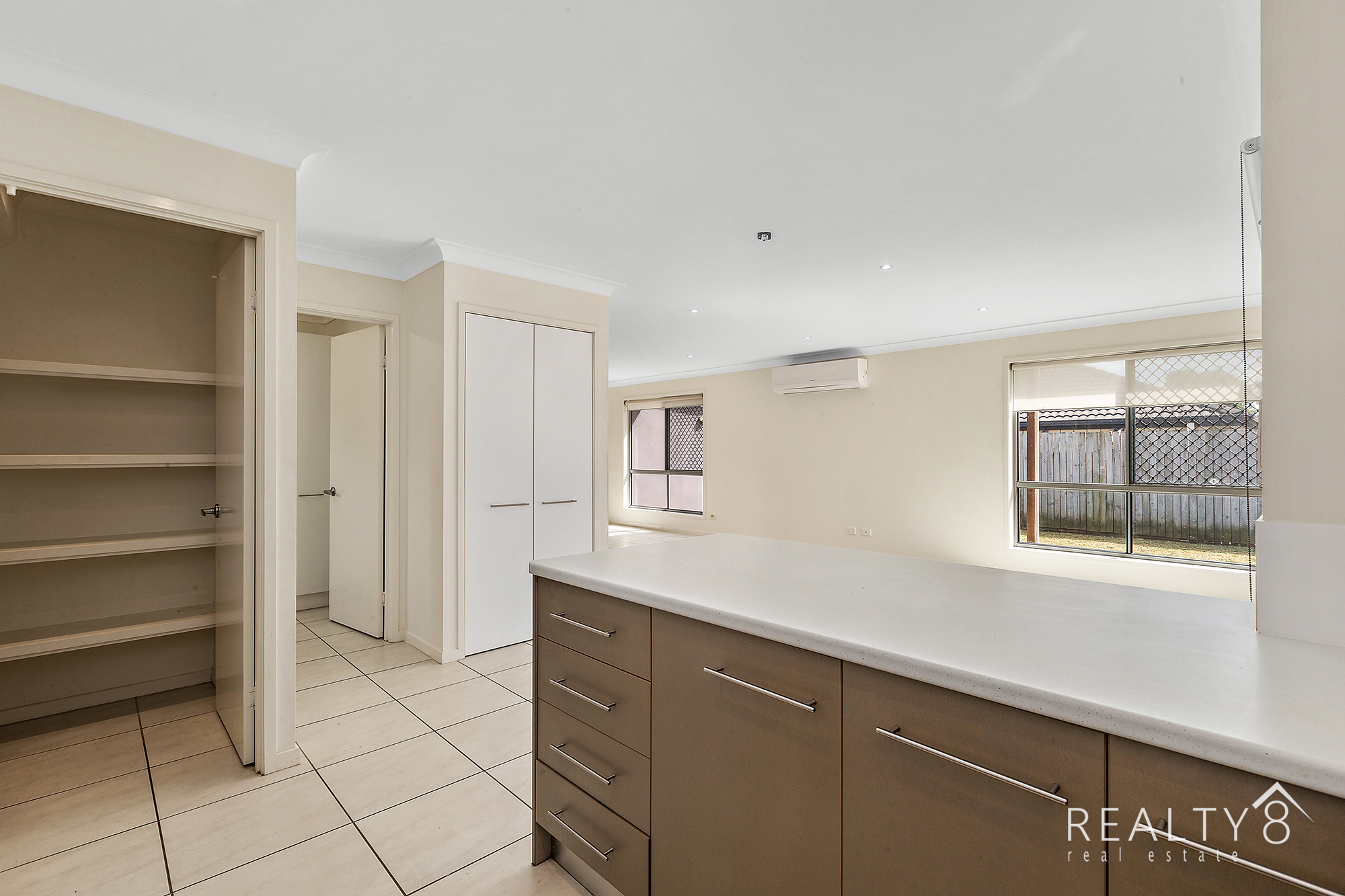 Modern 2 Storey Home in Quiet Street - Close to Esplanade