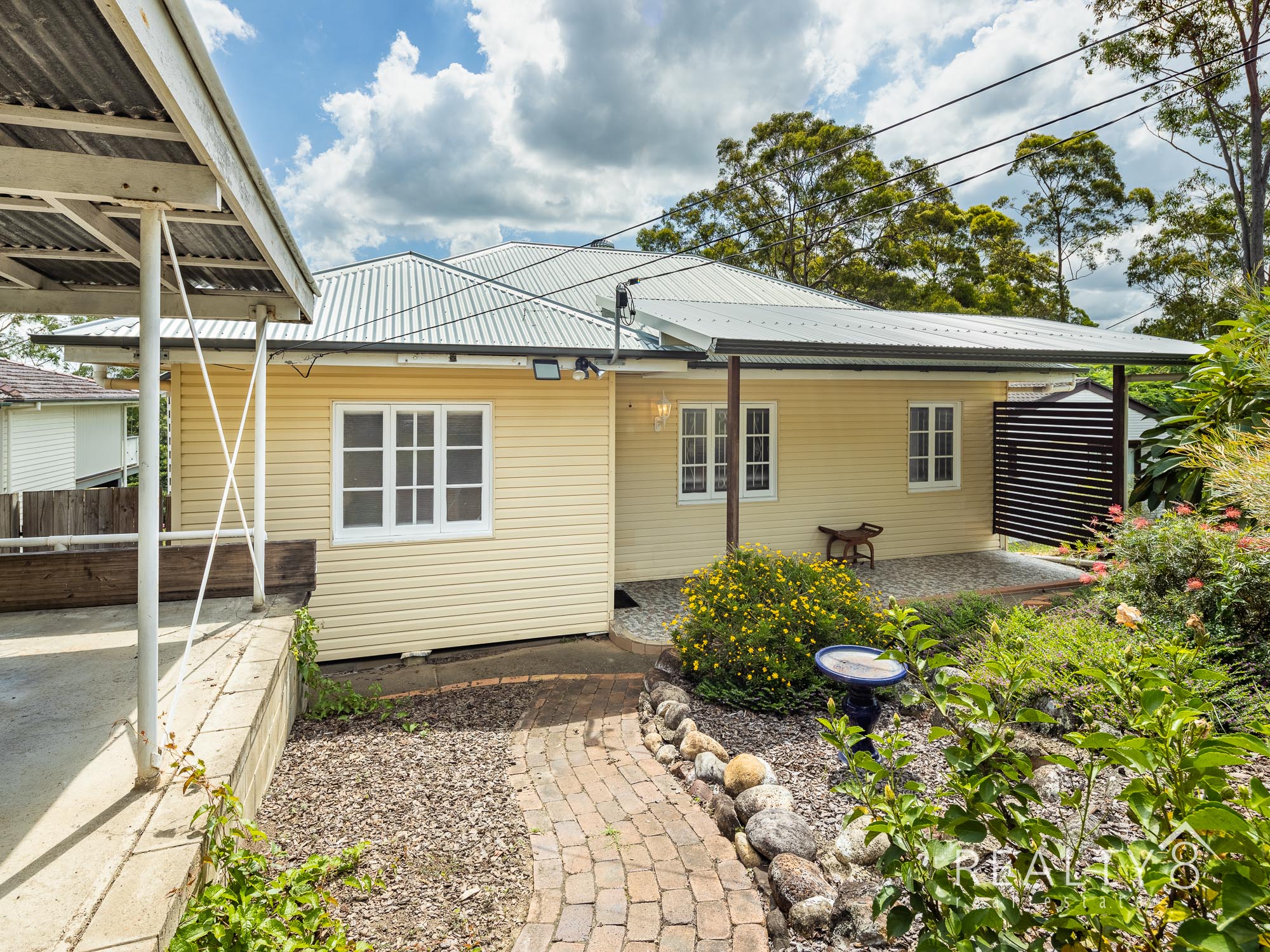 Renovated 3 bedroom home - large yard