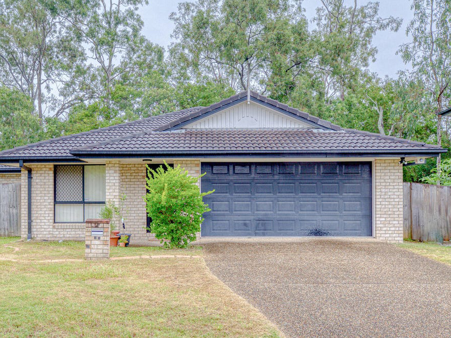 Modern 4-Bedroom Rental in Durack