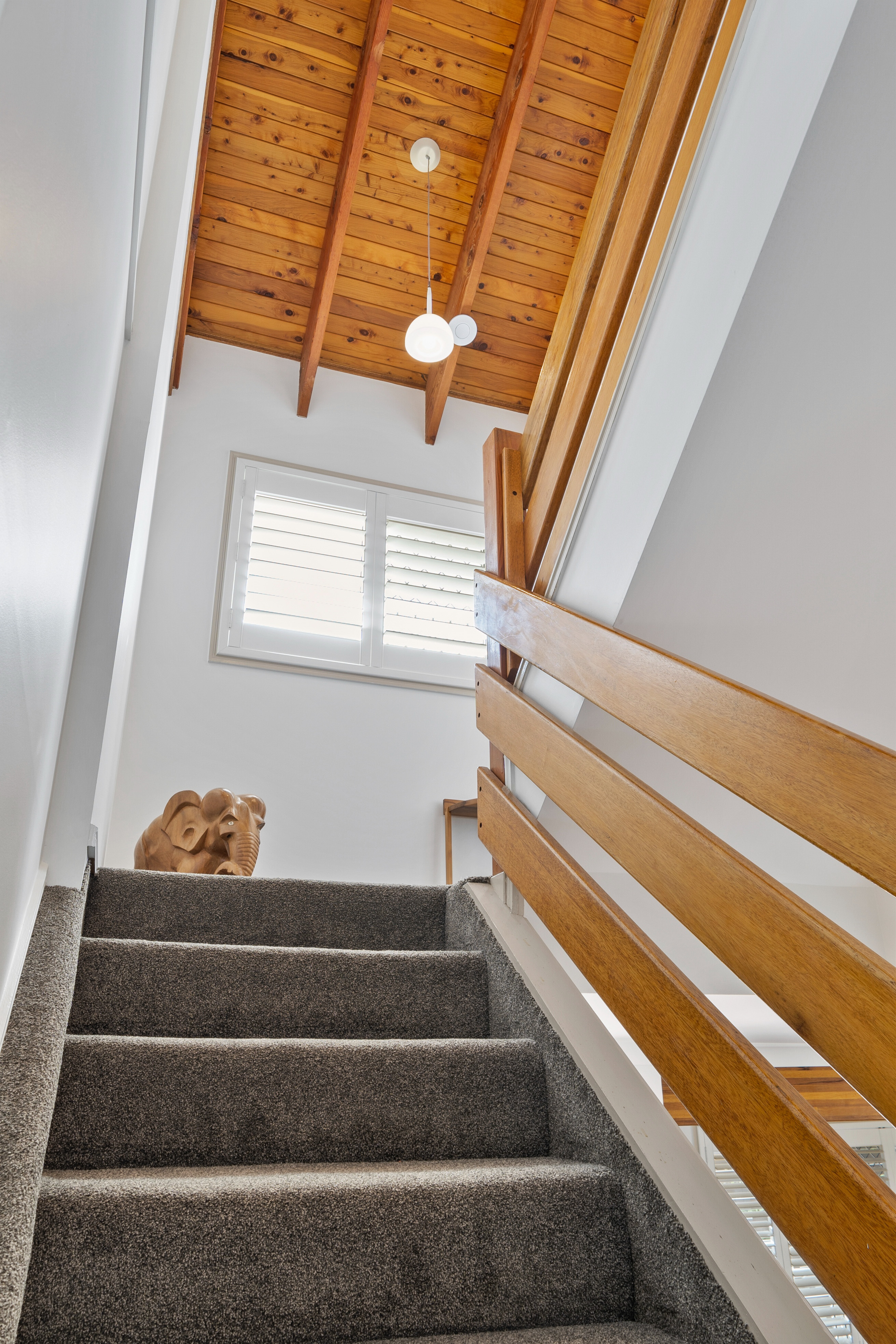 Stunning Multi level home in Rochedale South