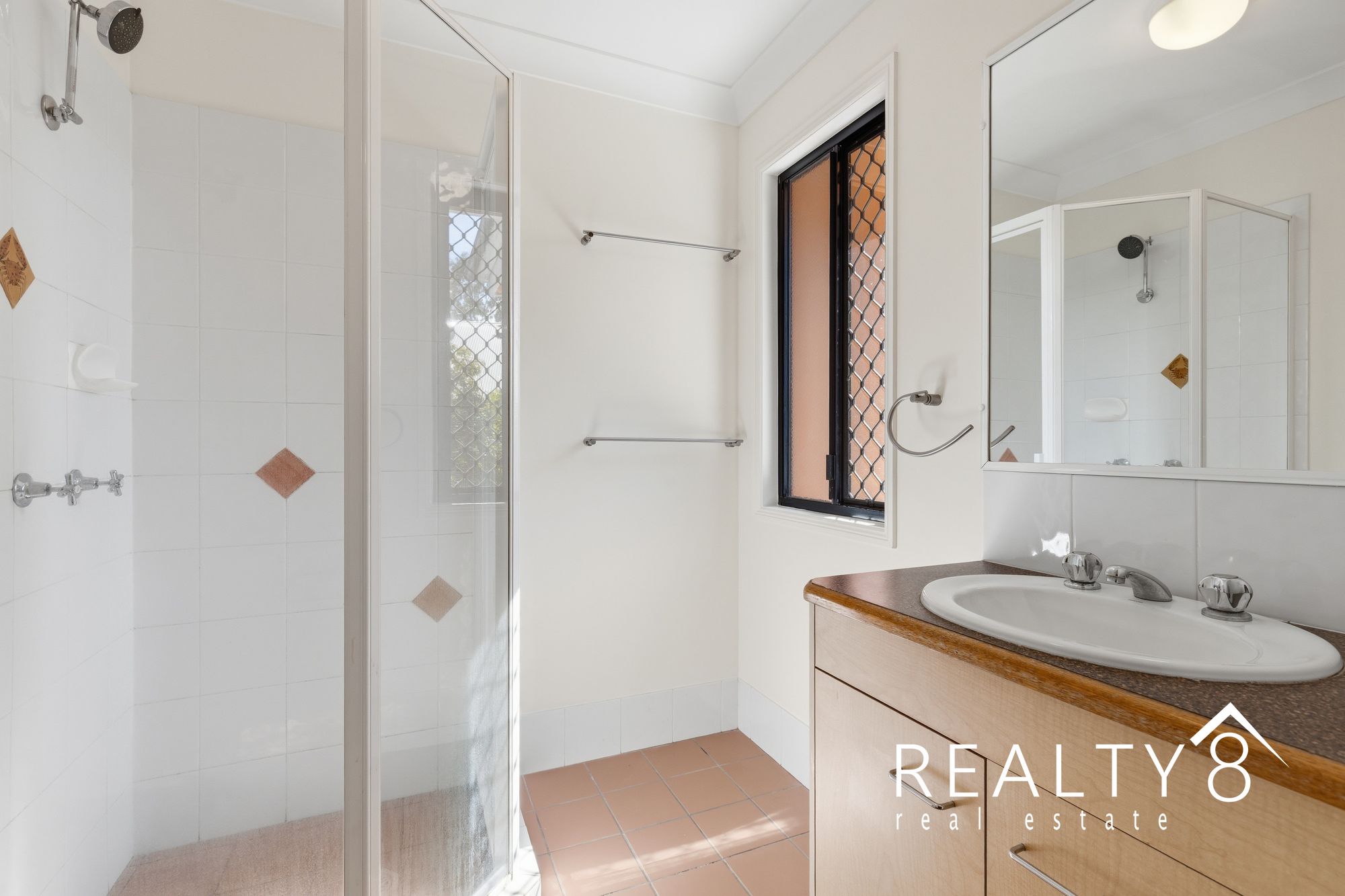 Spacious 2 bedroom Townhouse