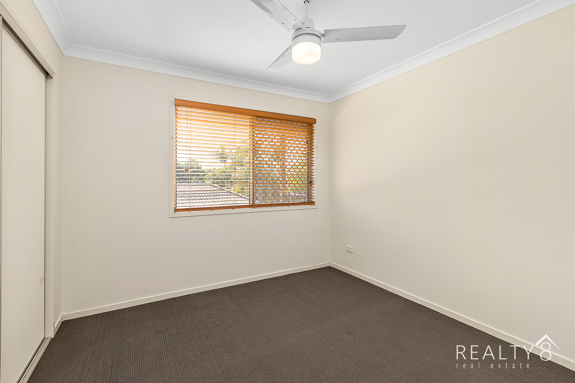 Modern 2 Storey Home in Quiet Street - Close to Esplanade