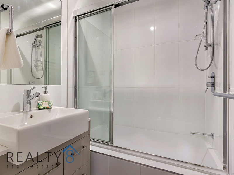Executive Style Living - in the heart of Cannon Hill